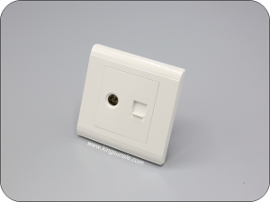 เต้ารับโทรศัพท์ทีวี