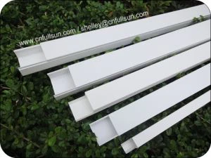รางน้ำ PVC ขนาดใหญ่ ติดตั้งง่าย